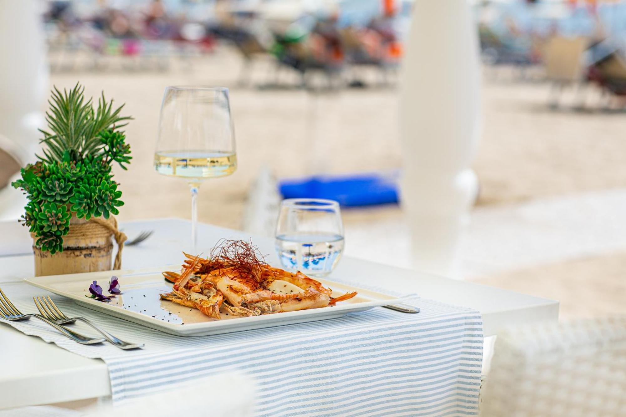 Appartamento Fronte Mare Villa Lory Lignano Sabbiadoro Exteriér fotografie